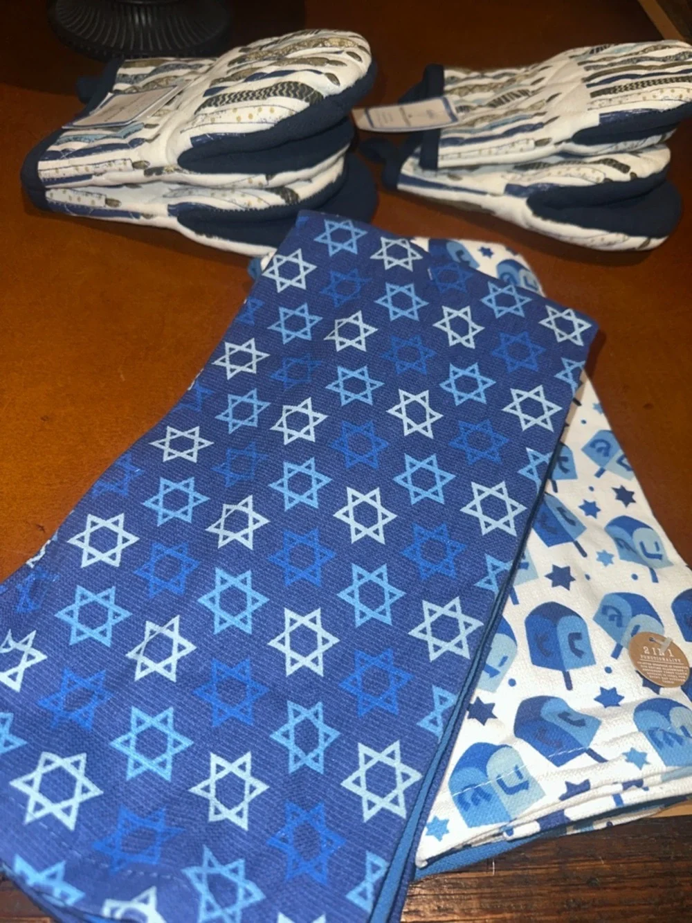 NWT Navy/White Dreidel Print solid blue an festive lights towels and hot pad